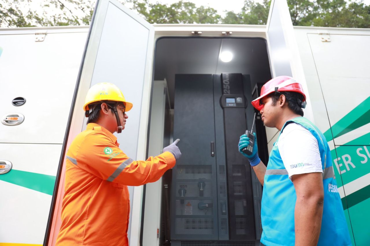 Kawal Pilkada Serentak, PLN Siagakan 4.367 Personel Jaga Keandalan Pasokan Listrik. (Foto: PLN for Jatimkini)