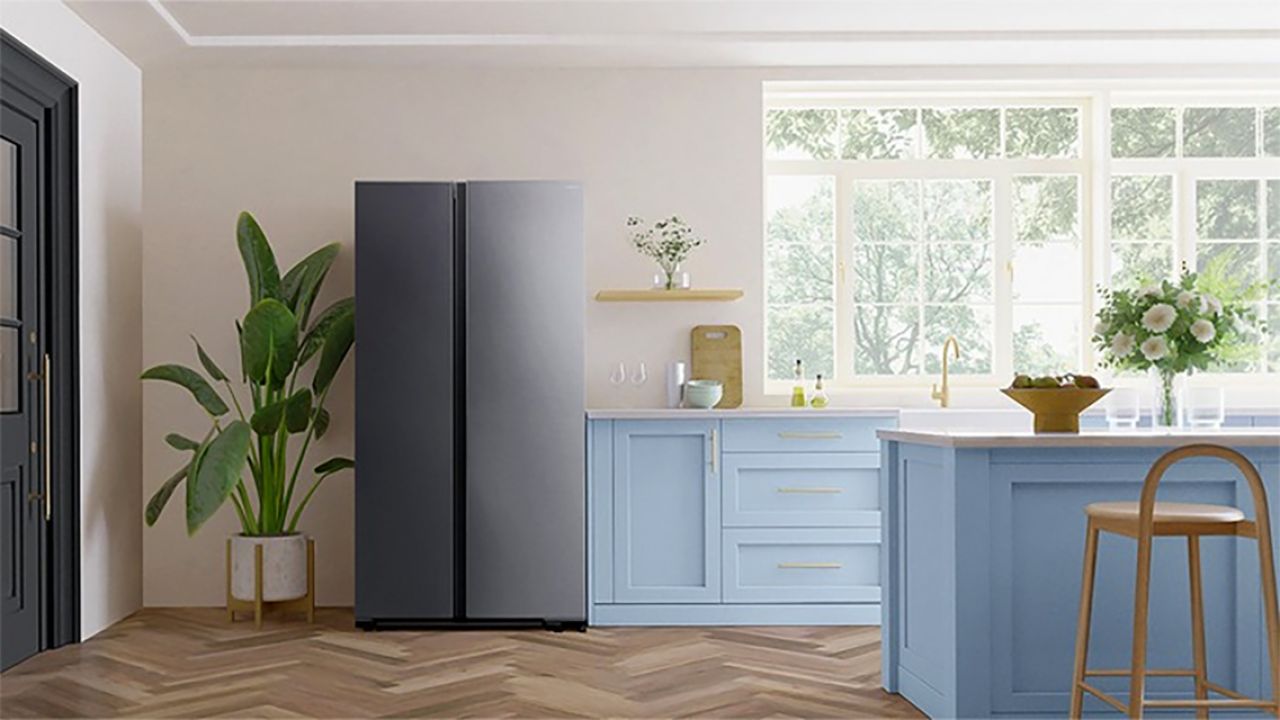 Samsung meluncurkan kulkas BSPOKE AI perangkat yang memadukan teknologi dan gaya hidup elegan. Foto: (Samsung for jatimkini.com)