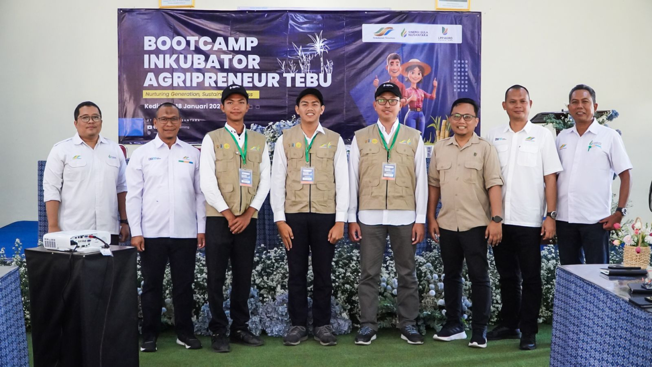 Para peserta boootcamp program Inkubator Agripreneur Tebu oleh SGN di Kediri. Foto : SGN