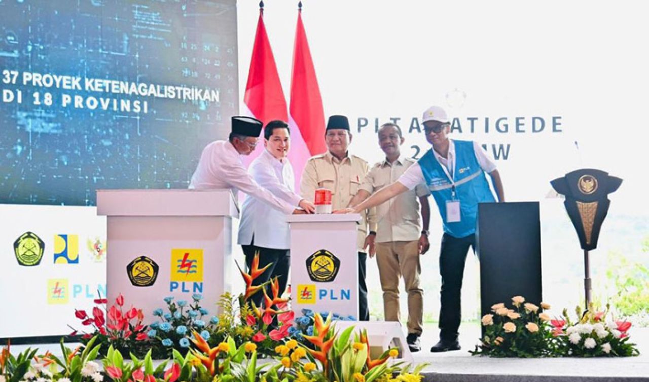 Presiden Republik Indonesia (RI), Prabowo Subianto resmikan proyek strategis ketenagalistrikan terbesar di Pembangkit Listrik Tenaga Air (PLTA) Jatigede, Sumedang, Jawa Barat pada Senin (20/1). (Foto: PLN for Jatimkini)