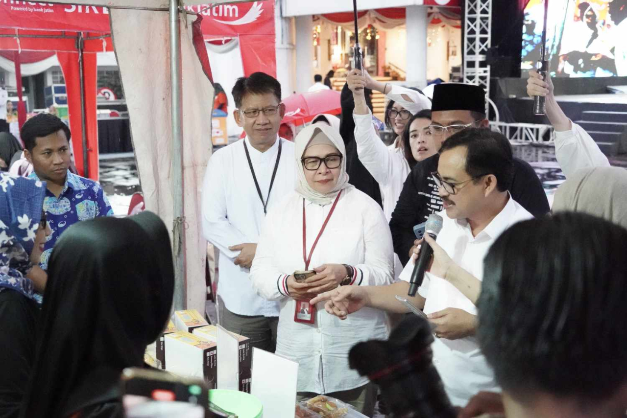 Gelaran QRIS Bank Jatim Ramadan Vaganza di Balai Kota Surabaya. Foto : BJTM