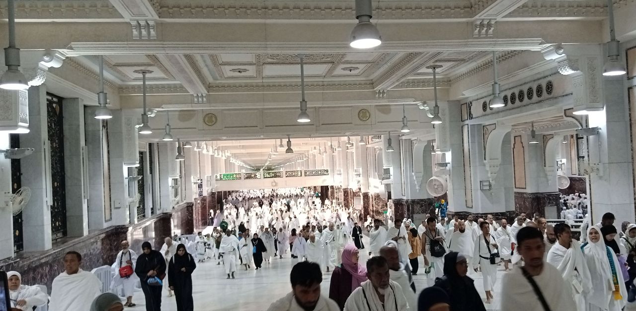 Hingga saat ini proses pelunasan Biaya Perjalanan Ibadah Haji (Bipih) Reguler tahun ini  akan ditutup pada 2 Mei 2025 tercatat 212.998 jemaah yang melunasi ( Foto : Dok. Jatimkini.com )