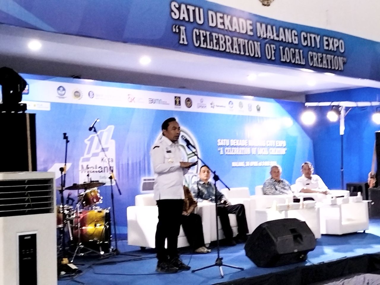 Wakil Wali Kota Malang Ali Muthohirin saat pembukaan Satu Dekade Malang City Expo 2025 di Kartini Imperial Building, Malang, Rabu (30/4).