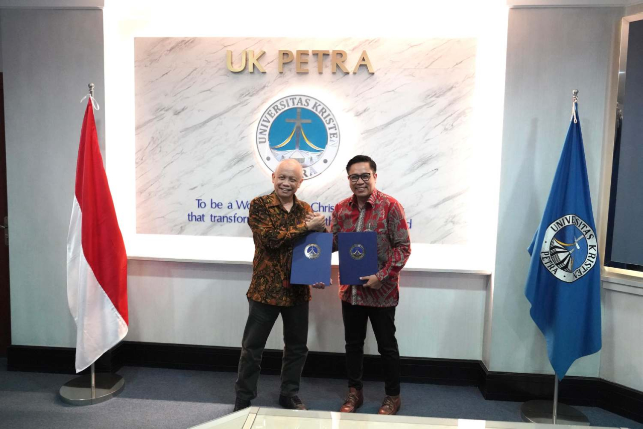 Bank Jatim saat melakukan MoU dengan UK Petra untuk mendukung dunia pendidikan. Foto : Bank Jatim