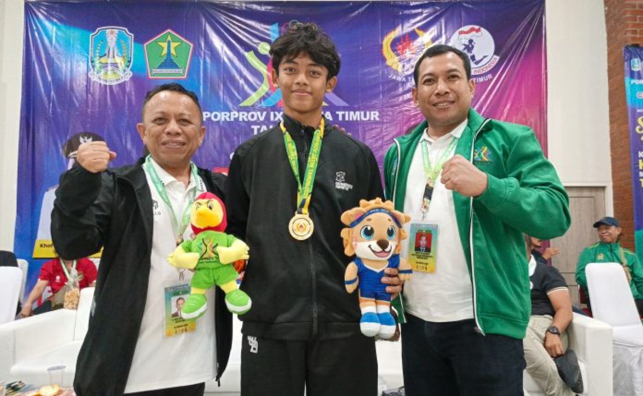 Ketua Pengprov Muaythai Indonesia (MI) Jawa Timur Baso Juherman karenba memberi respon terkait Pelaksanaan cabor Muaythai di ajang porprov IX yang dianggap sukses. ( Foto : KONI Jatim )