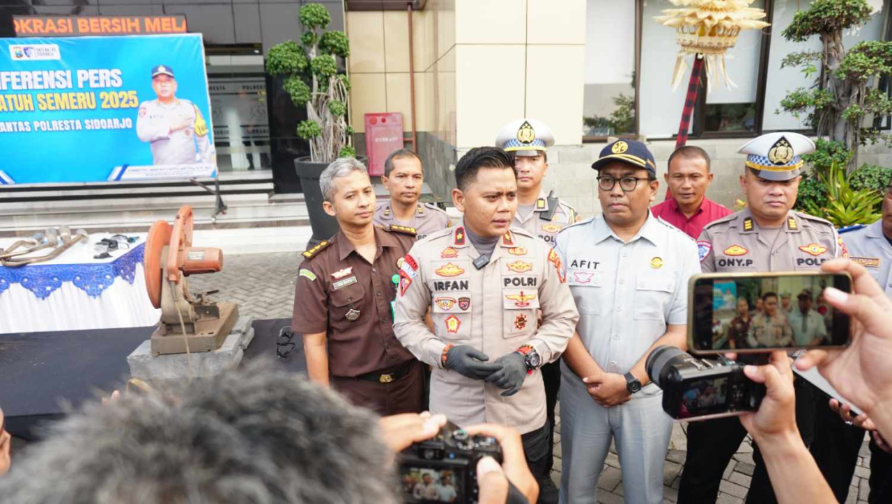 Konferensi pers Operasi Patuh Semeru 2025 Polresta Sidoarjo. Foto : Polresta Sidoarjo