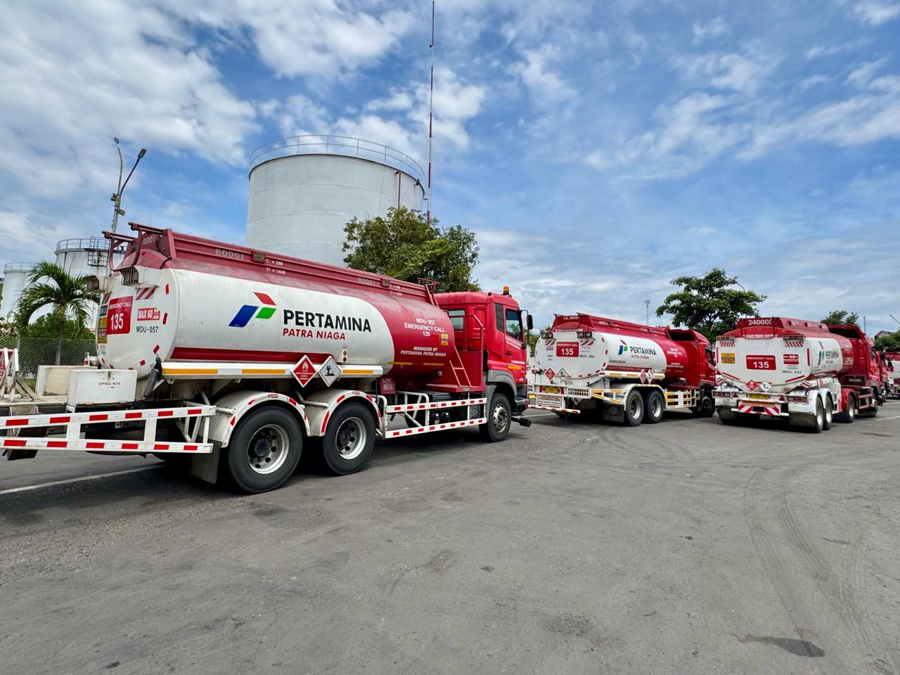 Ilustrasi tangki distribusi BBM Pertamina. Foto : Pertamina
