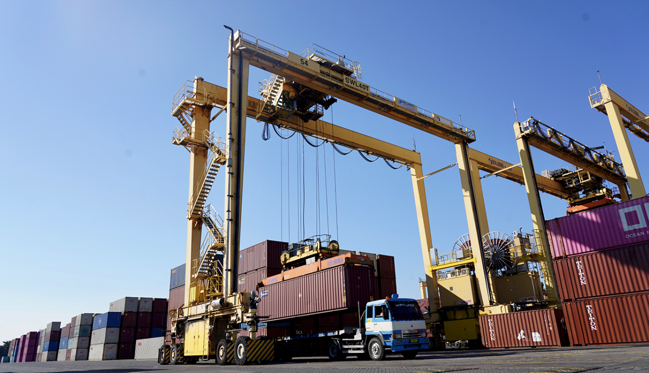 Sistem Monitoring Peti Kemas Long Stay yang dikembangkan TPS untuk memperbaiki layanan di Pelabuhan Tanjung Perak. (Foto: Terminal Petikemas Surabaya)