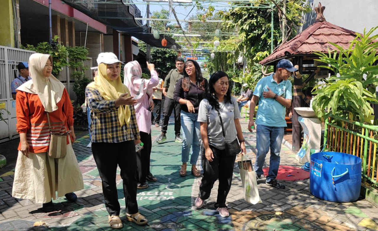 WFI memuji peran Kampung Edukasi Sampah yang menolak lupa pada lingkungan dan keberlanjutan. (Foto: Kampung Edukasi Sampah).