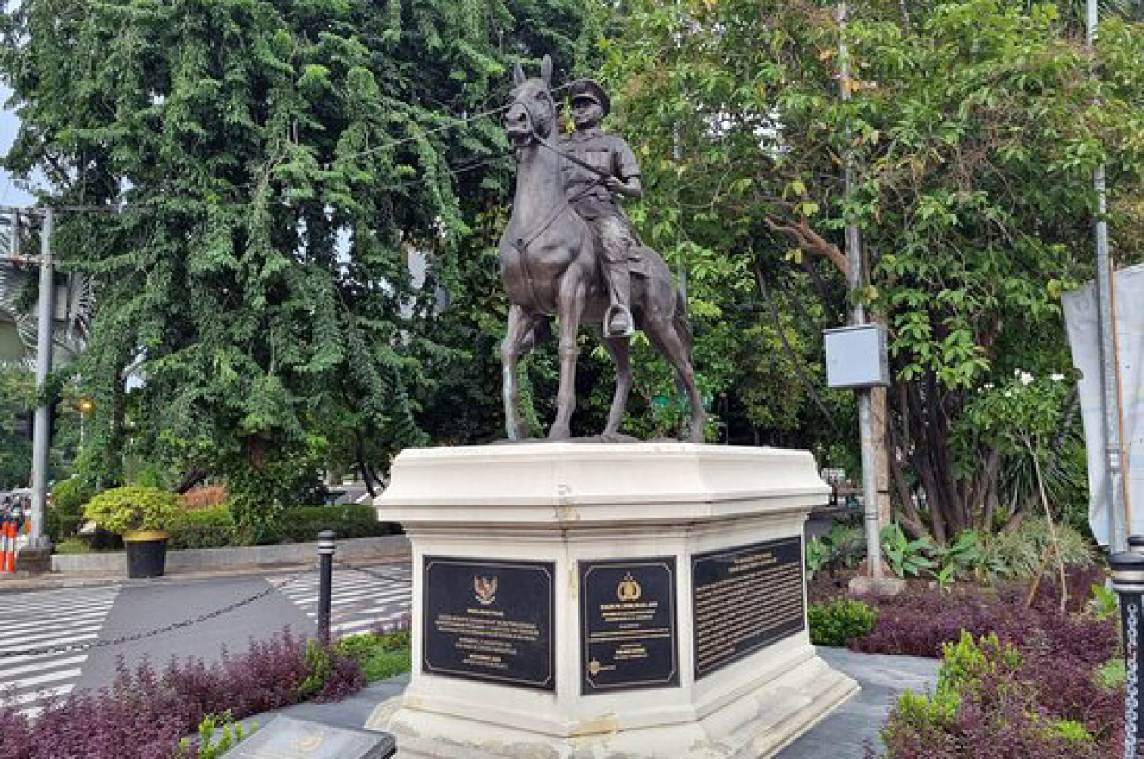 Monumen Polri Surabaya ( Foto : Istimewa )