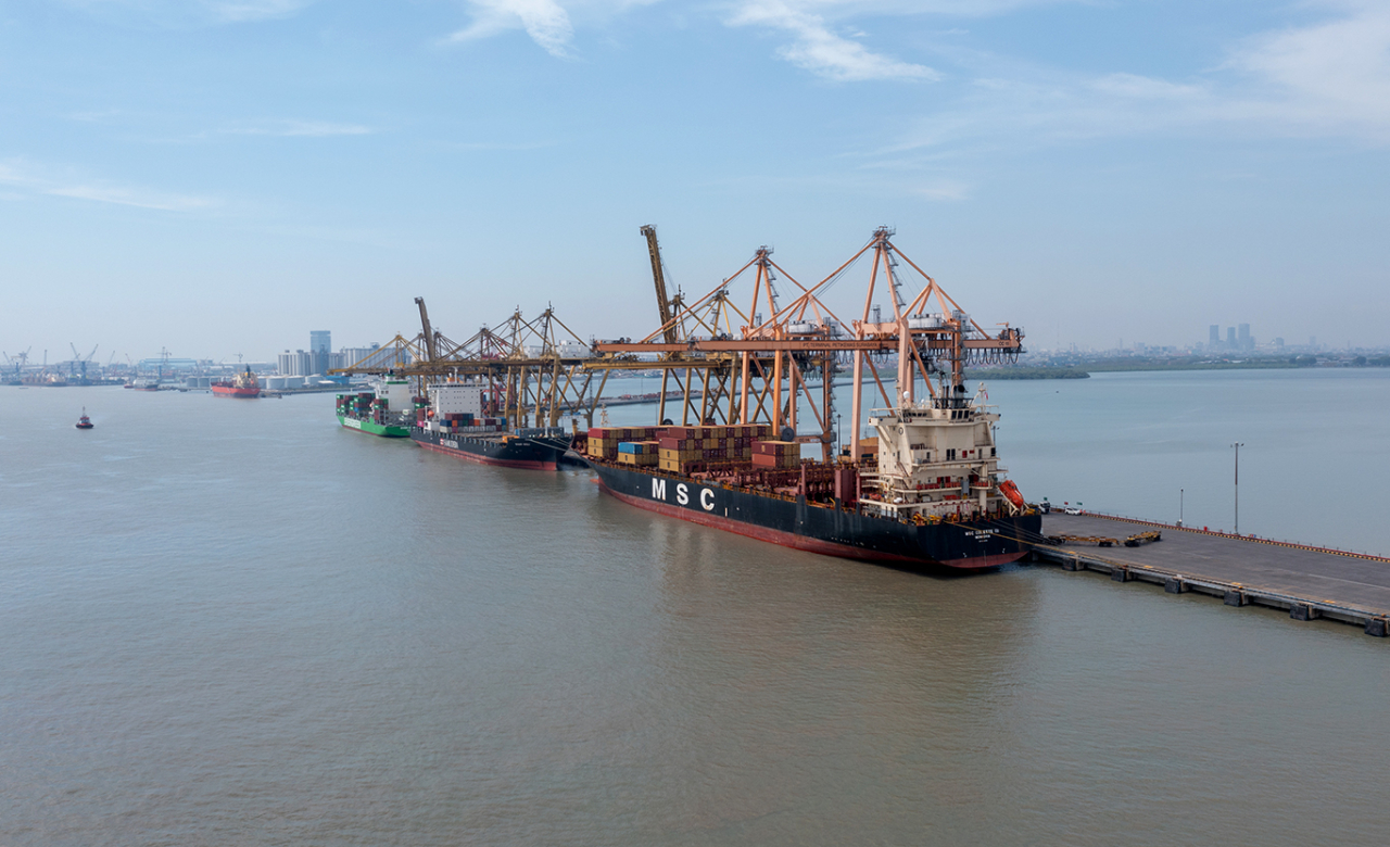 Arus peti kemas internasional menunjukkan geliat tinggi seiring dengan makin banyaknya kunjungan kapal. (Foto: dok.TPS)