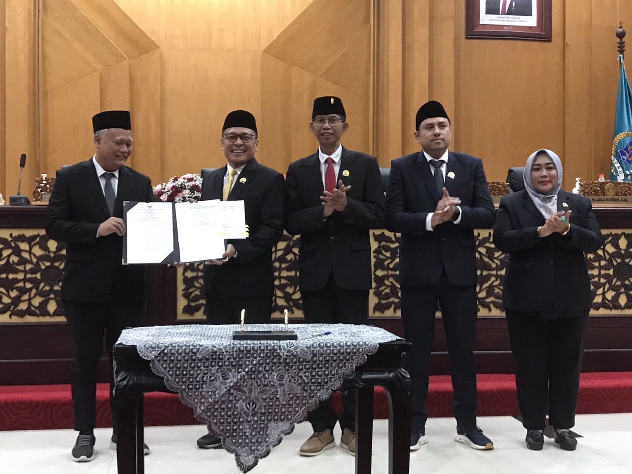 DPRD kota Surabaya menggelar Rapat Paripurna membahas Rancangan Keputusan DPRD tentang Rencana Kerja DPRD Kota Surabaya Tahun Anggaran 2026, Kamis (6/11/2025) ( Foto : Itimewa )