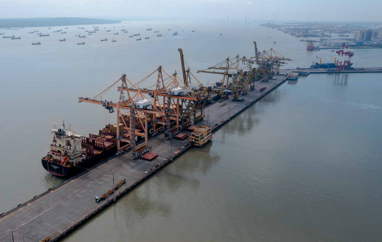 KSOP memastikan seluruh terminal Pelabuhan Tanjung Perak berjalan normal kendati diduga ada produk re-ekspor dari Amerika Serikat. (Foto: dok.TPS)