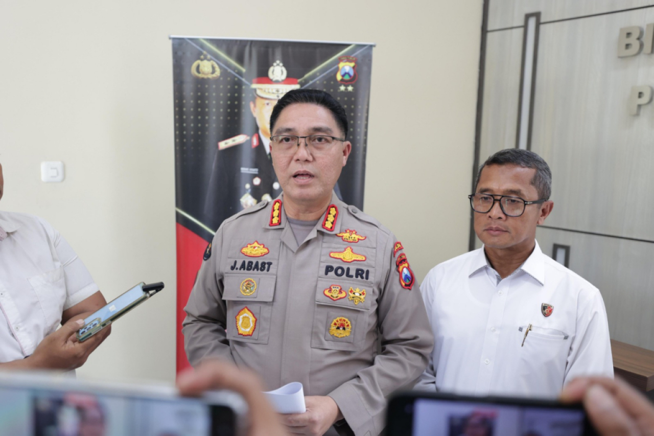 Kabid Humas Polda Jatim Kombes Pol Jules Abraham Abast. Foto : Hamida Soetadji
