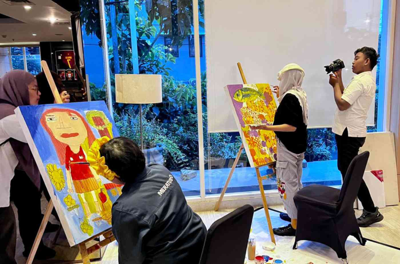 Dafam Pacific Caesar Surabaya memberi ruang bagi penyandang disabilitas sebagai komitmen terhadap inklusivitas. (Foto: dok.Dafam Pacific Caesar Surabaya)