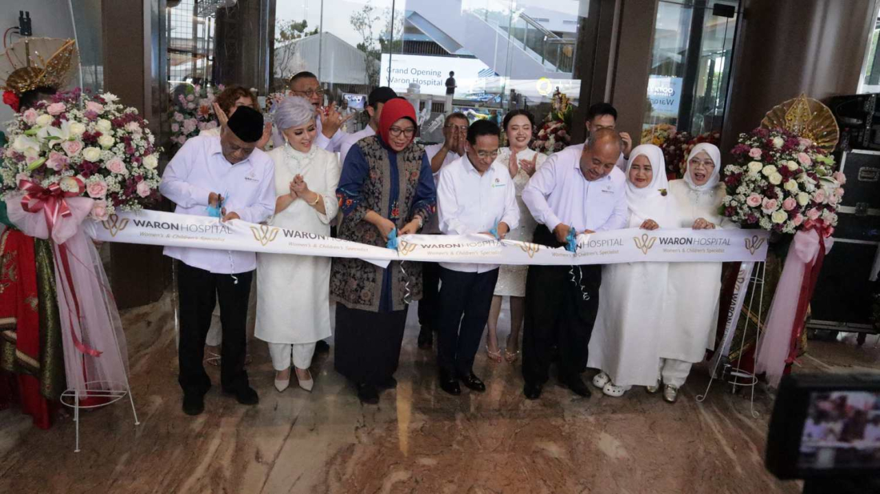 Seremoni Grand Opening Waron Hospital Surabaya, Jumat (19/12/2025). Foto : Peni Widarti