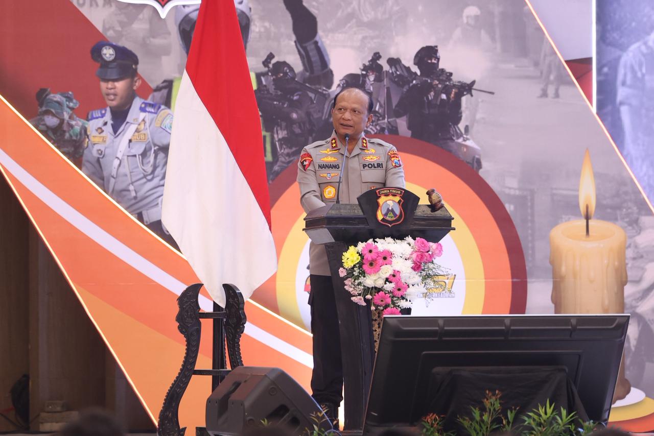 Persiapan keamanan Natal 2025 dan Tahun Baru 2026, Polda Jatim menggelar operasi Lilin Semeru 2025 selama 14 hari yang dimulai 20 Desember  2025. (Foto : Humas Polda Jatim)
