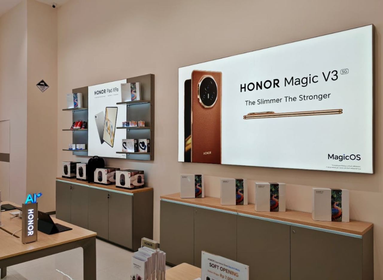 Honor mulai bidik pasar gadget di Jatim dengan membuka gerai baru HONOR Experience Store pertama di Surabaya ( Foto : Istimewa )