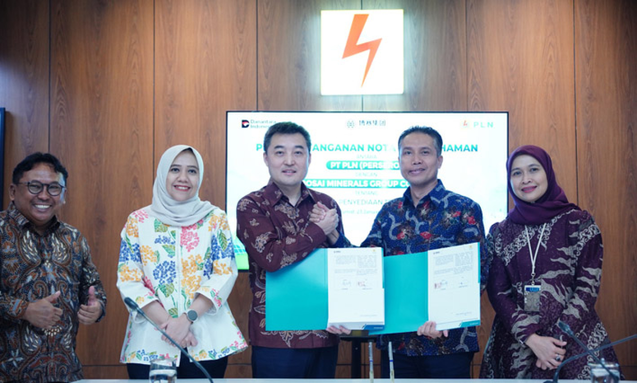 Penandatanganan Memorandum of Understanding (MoU) tentang kerja sama penyediaan tenaga listrik antara PLN dan PT Bosai Minerals Group pada Jumat (23/1).