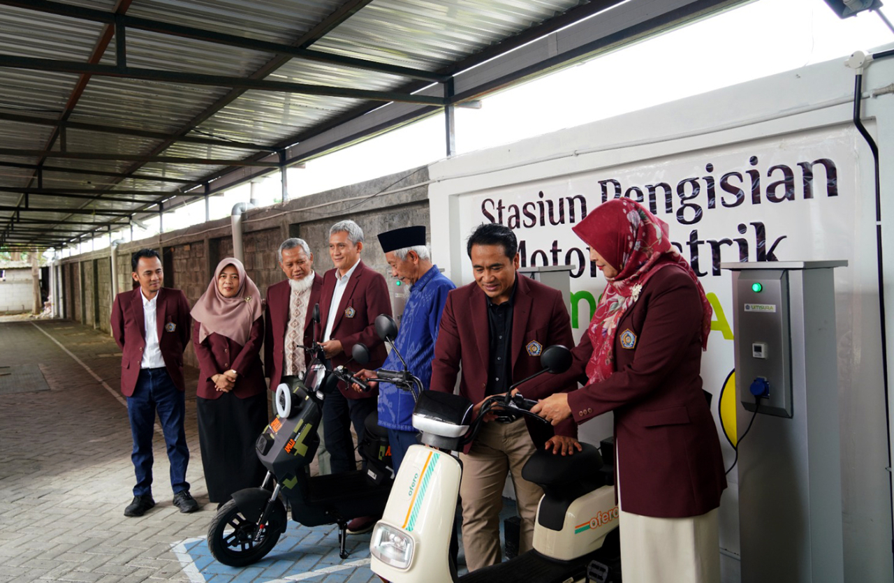 Umsura meluncurkan SPKL di sela milad sebagai komitmen pada energi bersih dan lingkungan berkelanjutan. (Foto: dok.Umsura)
