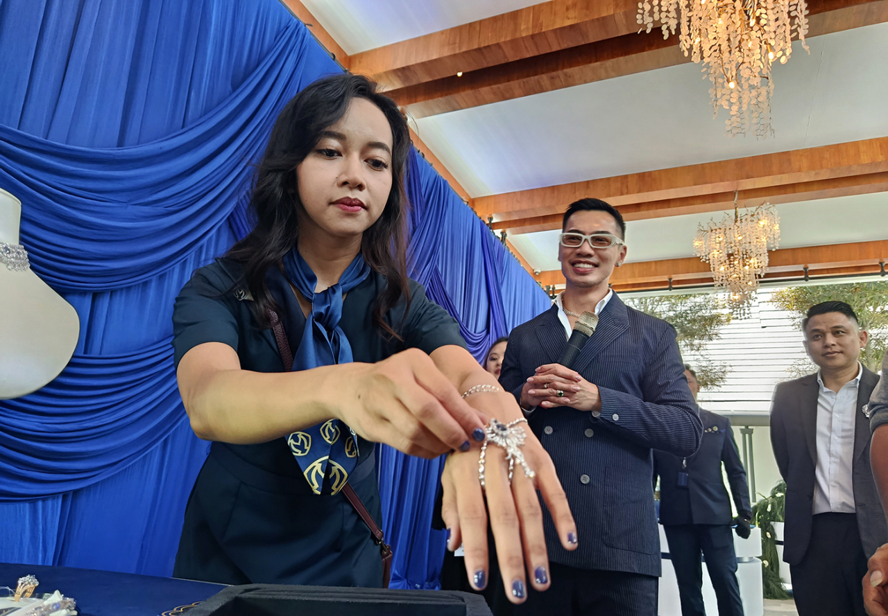 Sederet produk yang diproduksi Central Mega Kencana telah memenuhi penerapan standar good governance. (Foto: Rochman Arief/jatimkini.com)
