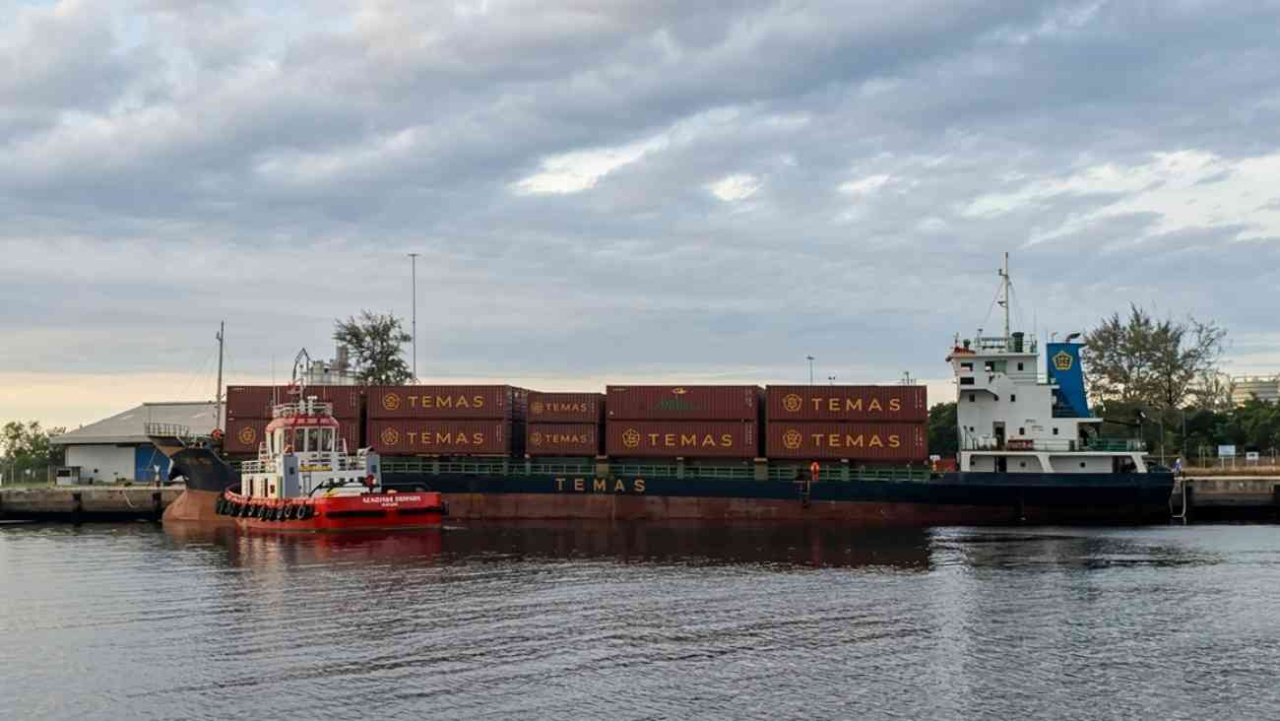 Pelindo Marine menerjunkan sejumah kapal pandu dan kapal tunda di pelabuhan Malahayati dan Lhokseumawe. (Foto: dok.Pelindo Marine)