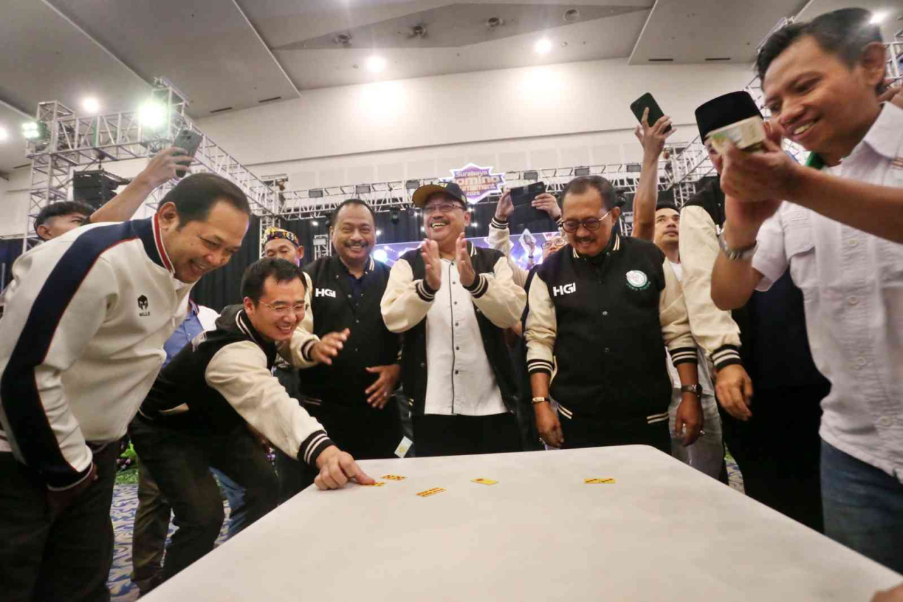 Kolaborasi Pemkot Surabaya, HGI, Pordi, dan KONI bisa menaikkan level olahraga domino. (Foto: dok.HGI)