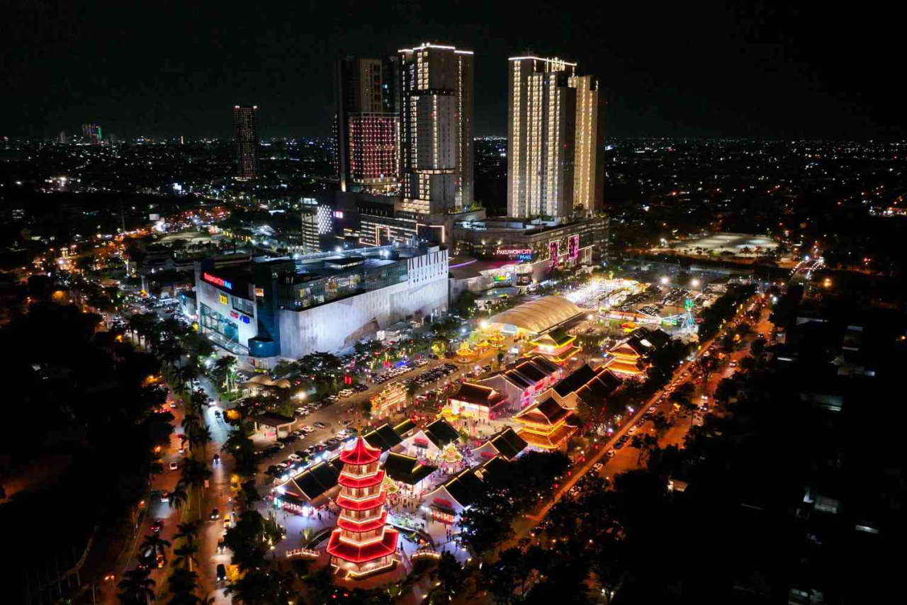 Tampak dari atas Superblock Pakuwon City di Surabaya Timur. Foto : Pakuwon