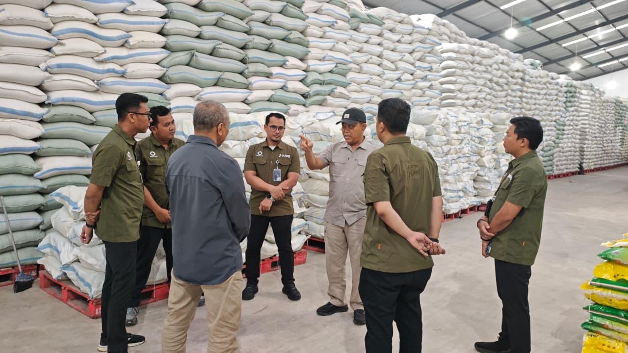 Meski Surplus Produksi, Bulog Malang Janji Serap Beras Petani