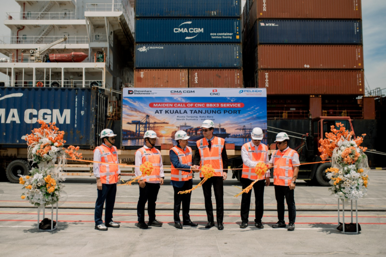 PMT Layani Pelayaran Langsung Perdana CMA CGM dari Kuala Tanjung ke China Selatan. Foto : ist