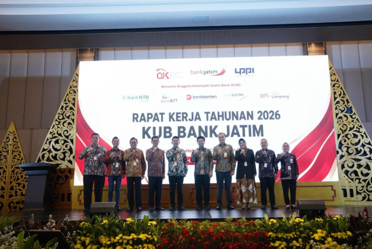 Jajaran direksi Bank Jatim dalam Raker Tahunan KUB 2026 di Jakarta. Foto : Bank Jatim