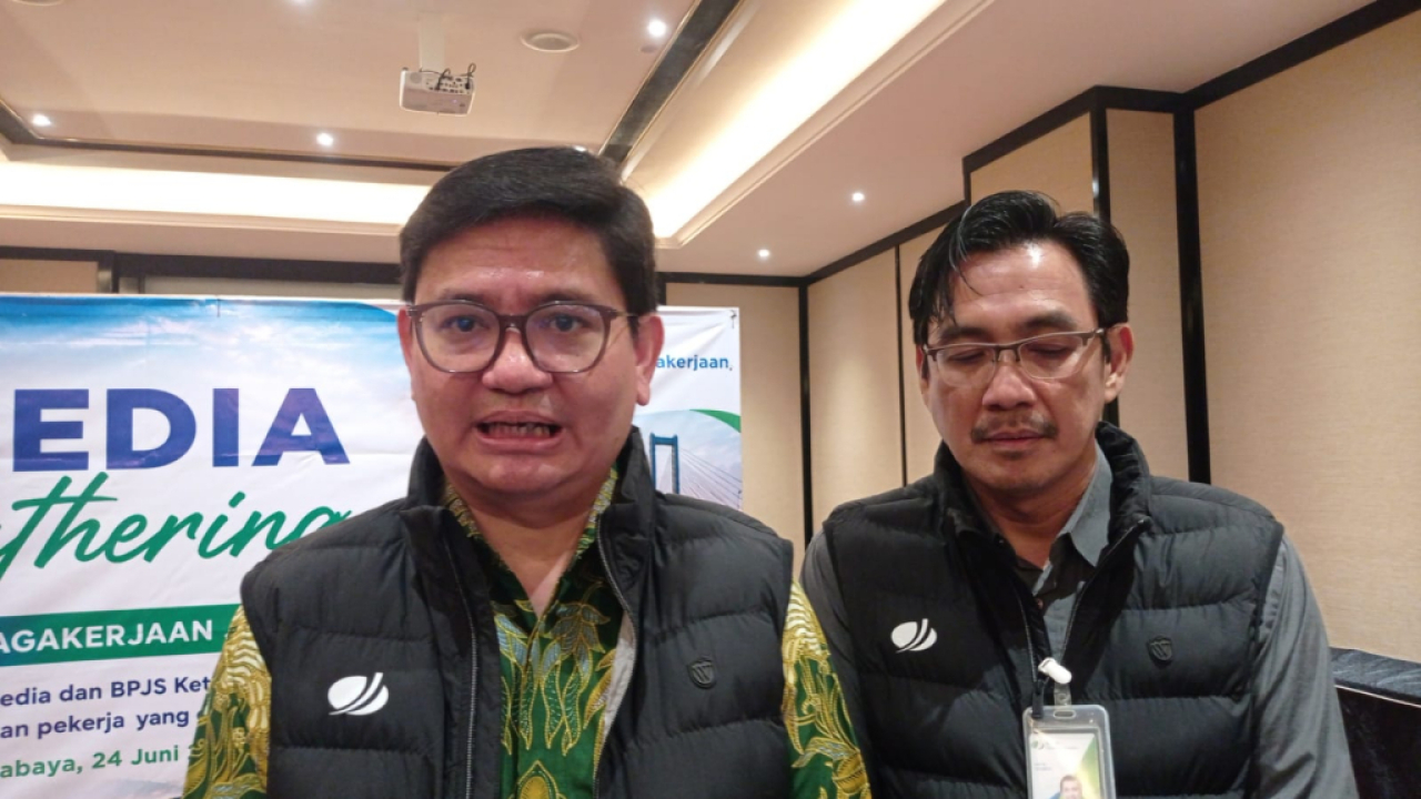 Wawancara dengan BPJS Ketenagakerjaan Jatim. Foto : Hamida Soetadji