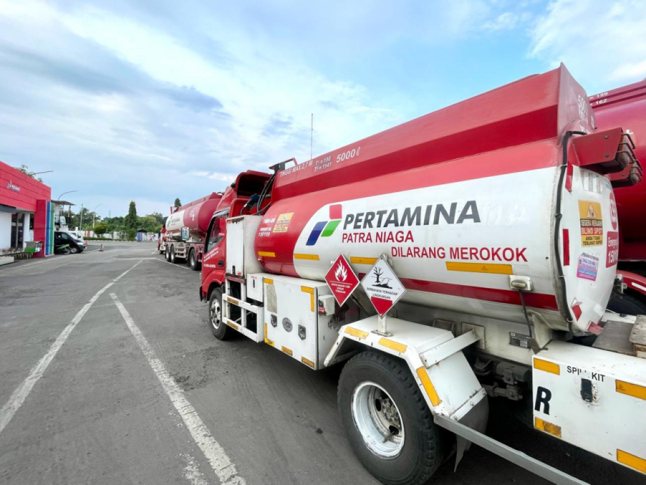 Tangki pengangkut BBM subsidi. Foto : Pertamina Patra Niaga