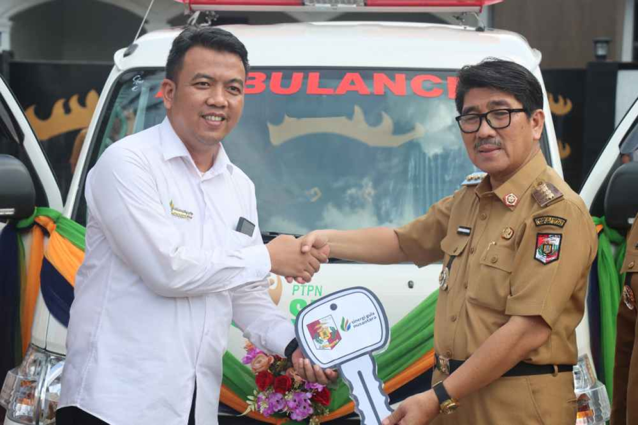 SGN Salurkan Bantuan Ambulance untuk Puskesmas Mider Lampung Utara