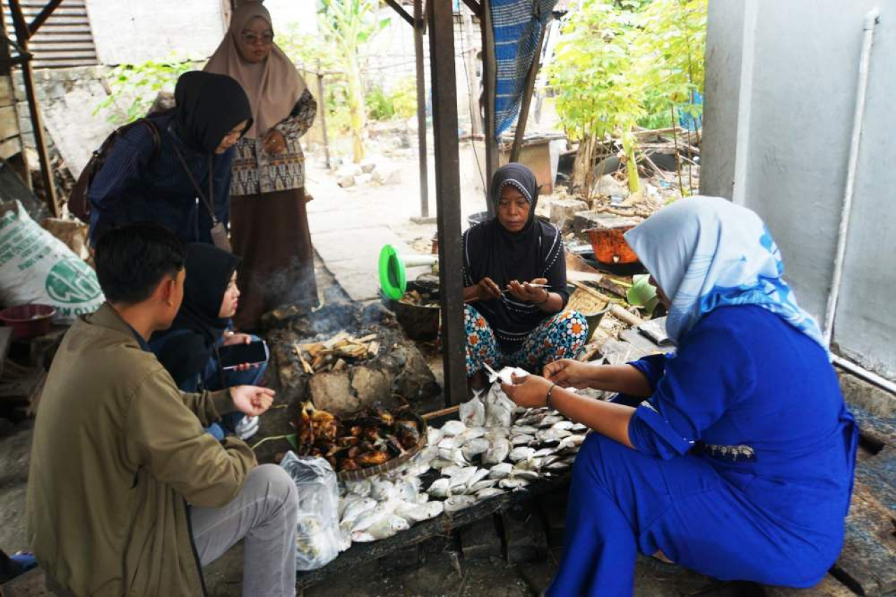 SIG Berdayakan 36 UMKM di Desa Glondonggede - Tuban
