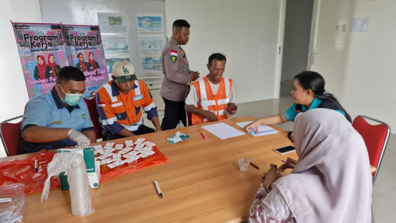 Terminal Peti Kemas (TPK) Merauke menggelar sosialisasi pencegahan penyalahgunaan narkoba. Foto : Pelindo