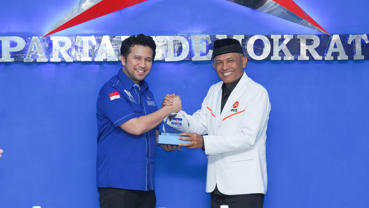 ‎Ketua DPD Partai Demokrat Jatim  Emil Elestianto Dardak, menyampaikan apresiasi atas kunjungan jajaran pengurus PKS Jatim  ( Foto : Istimewa )
