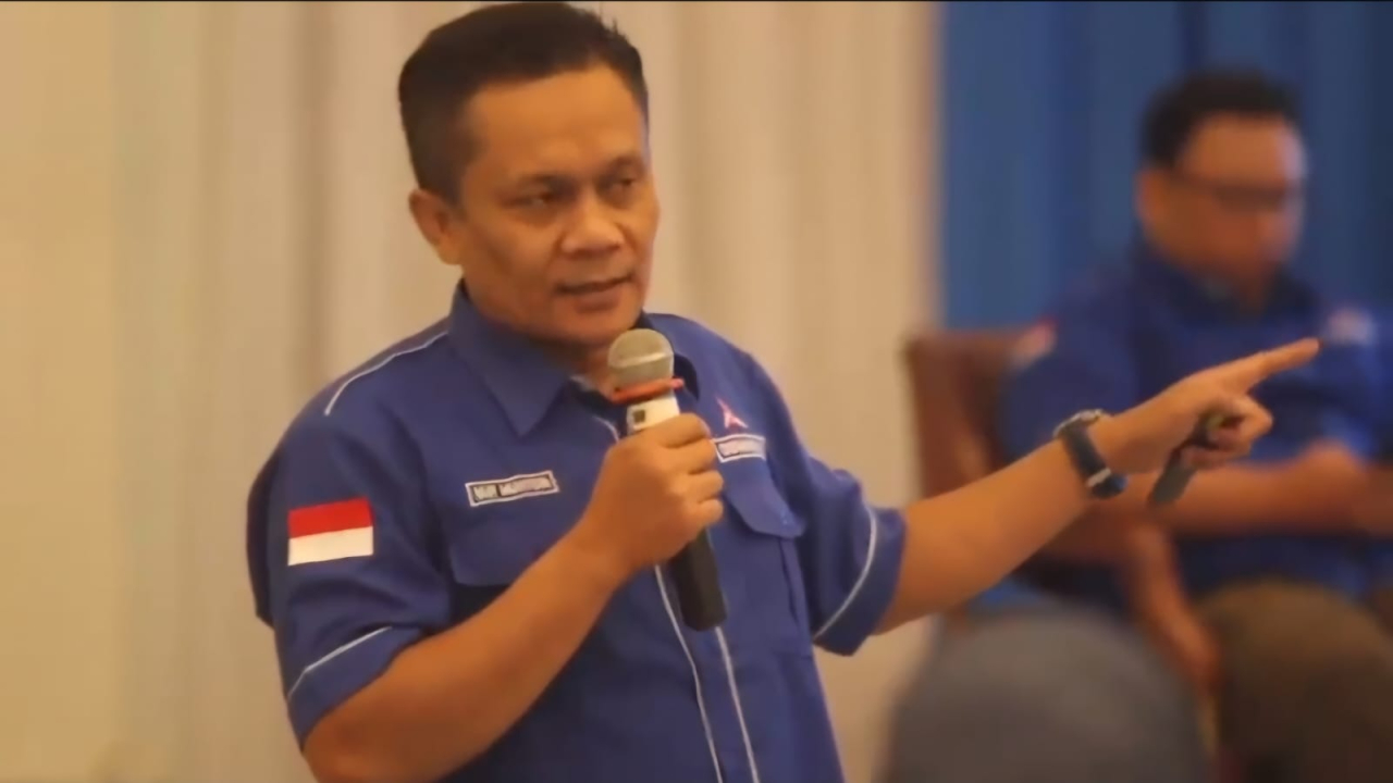 Dewan Pimpinan Pusat (DPP) Partai Demokrat menetapkan dan mengesahkan H. Nur Muhyidin (Kepala BPOKK DPD) sebagai Ketua Panitia Pelaksana (OC) Musda VII DPD Partai Demokrat ( Foto : istimewa )