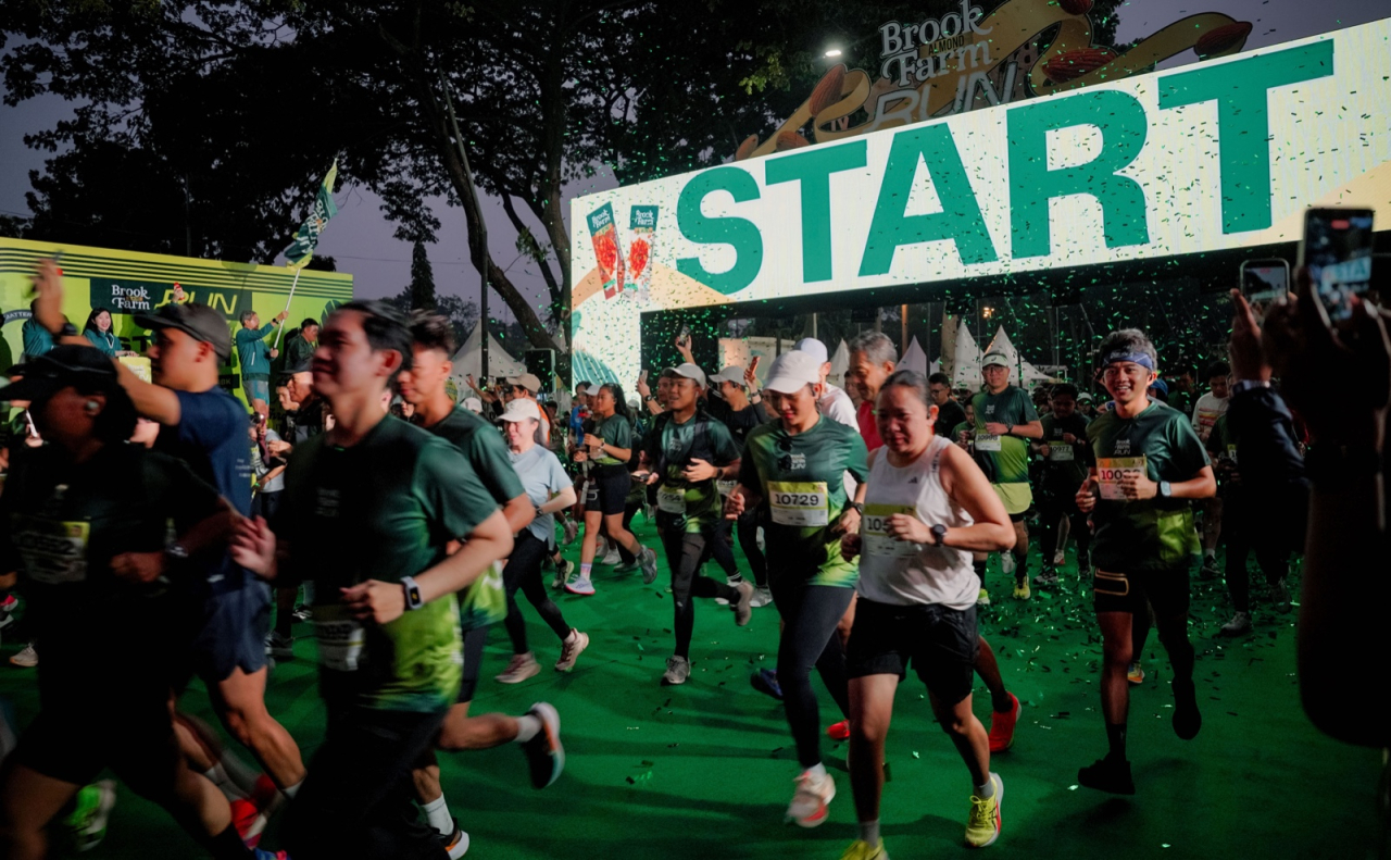 5.000 peserta berbagai kalangan mulai dari pelari pemula, keluarga, hingga komunitas lari resmi mengikuti BrookFarm Almond Run 2026 ( Foto : Istimewa )