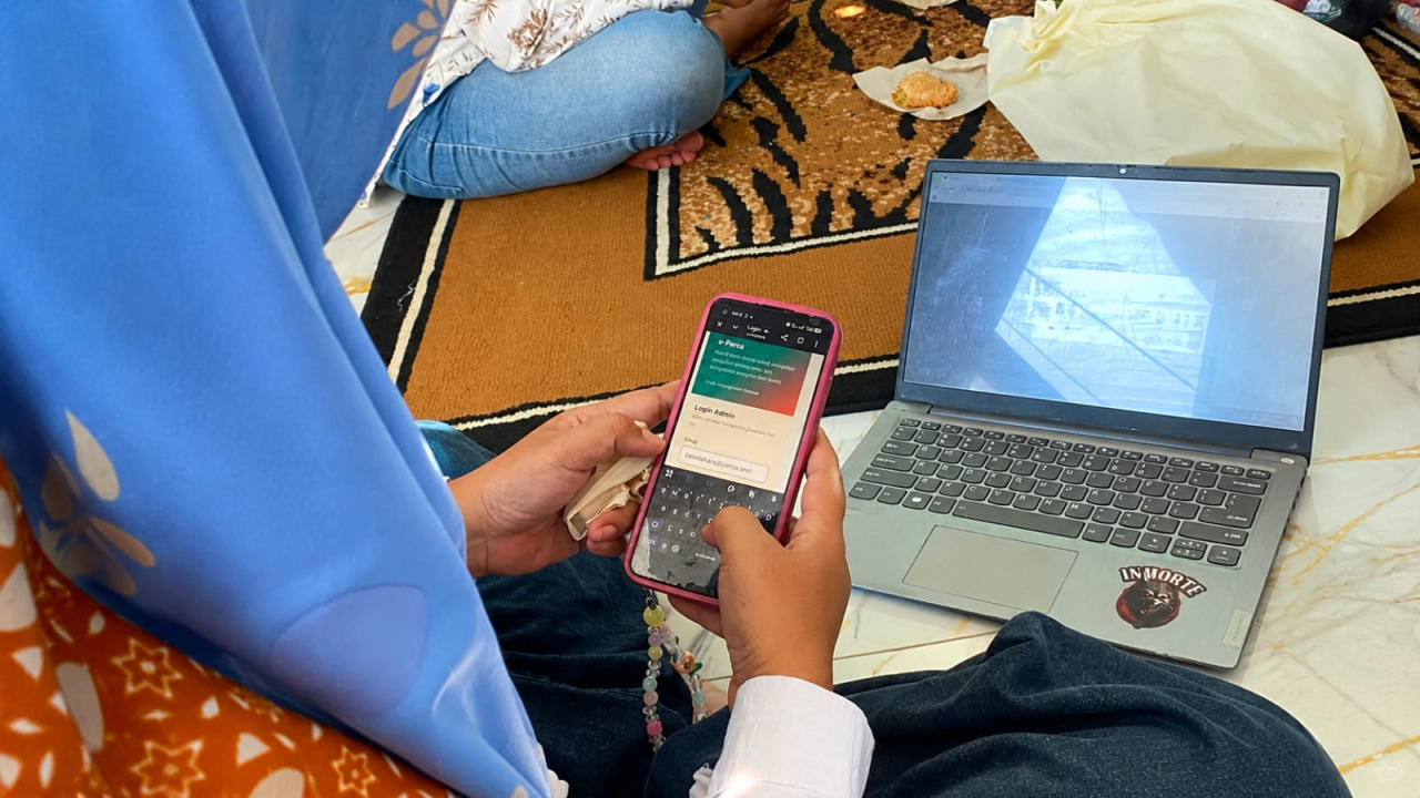 UHW Perbanas Hadirkan Aplikasi E-Perca ciptakan aplikasi digital bagi pelaku UMKM untuk laporan administrasi ( Foto : Istimewa )