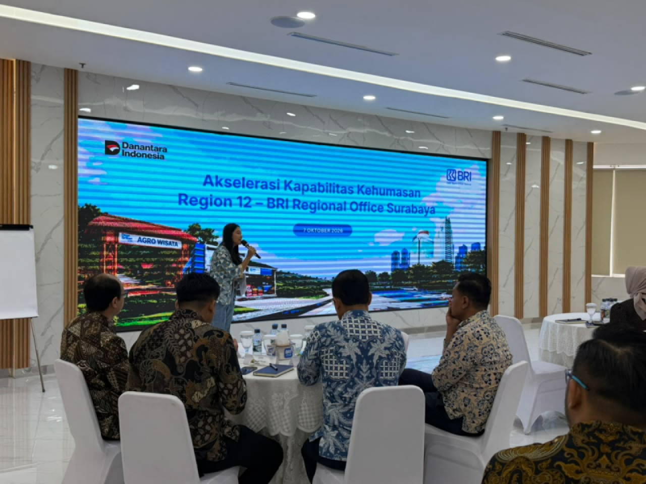 Akselerasi kapabilitas kehumasan Regioan 12 BRI RO Surabaya. Foto : BRI