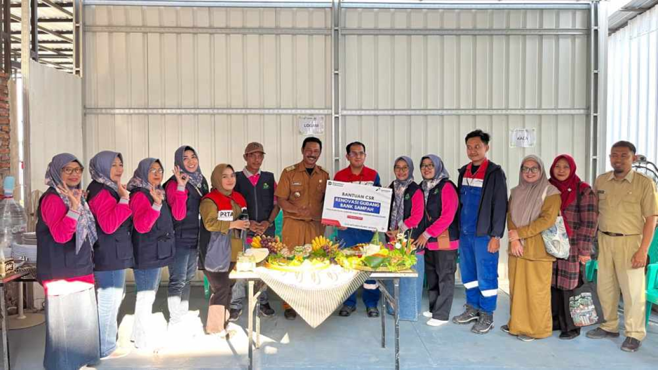 Pertamina Patra Niaga Renovasi Gudang Bank Sampah Kuat di Gresik