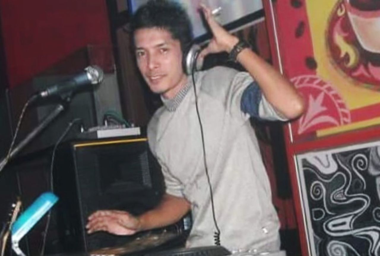 Kisah Perjalanan DJ Wandy Hingga Manjadi Seorang Desain Perangkat Alat Musik