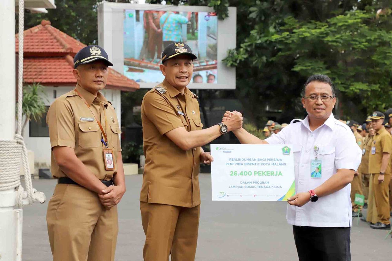 Penjabat Wali Kota Malang Lindungi 26.400 Pekerja Lewat Program Jamsostek